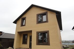 Продается дом на 2 этажа 128 кв. м с мансардой