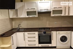 Сдается в аренду 1-комнатная квартира 40 кв. м в Виннице