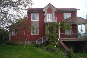 Продается дом на 2 этажа 173.4 кв. м с камином