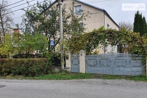 Продается дом на 2 этажа 440 кв. м с гаражом