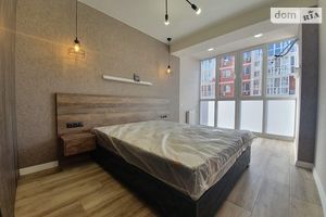 Продається 2-кімнатна квартира 55 кв. м у Дніпрі