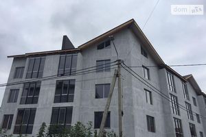 Продается 2-комнатная квартира 60 кв. м в Ровно