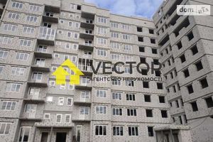 Продается 1-комнатная квартира 42 кв. м в Полтаве