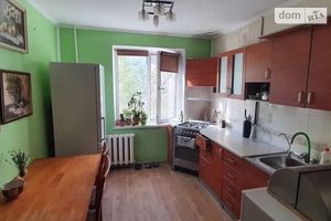 Продається 3-кімнатна квартира 69 кв. м у Дніпрі