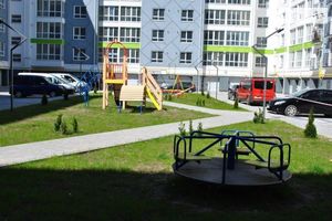 Продается бокс в гаражном комплексе под легковое авто на 19.5 кв. м