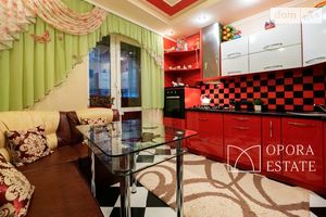 Продается 1-комнатная квартира 40 кв. м в Чернигове