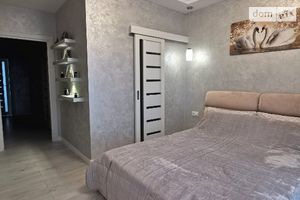 Продається 3-кімнатна квартира 86 кв. м у Хмельницькому