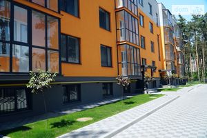 Продается 1-комнатная квартира 43.6 кв. м в Киеве