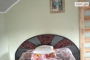 Здається в оренду 4-кімнатна квартира у Стрию