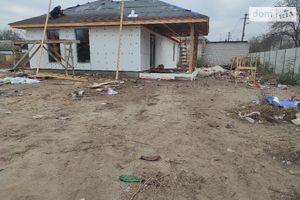 Продається одноповерховий будинок 128 кв. м з балконом