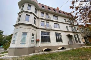 Продається 3-кімнатна квартира 104 кв. м у Миколаєві