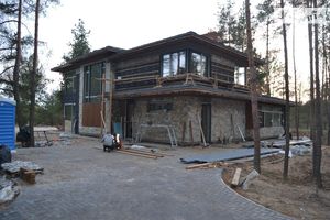 Продается дом на 2 этажа 360 кв. м с баней/сауной
