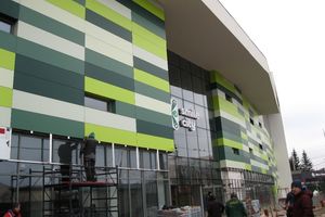 Здається в оренду торгово-розважальний комплекс 1000 кв. м в 3-поверховій будівлі