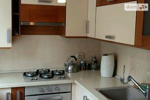 Продается 2-комнатная квартира 57 кв. м в Тернополе