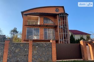Продается дом на 2 этажа 500 кв. м с беседкой