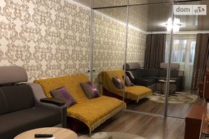 Продається 2-кімнатна квартира 45 кв. м у Одесі