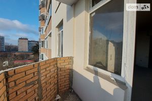 Продается 2-комнатная квартира 69 кв. м в Тернополе