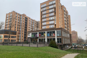 Продается 3-комнатная квартира 75 кв. м в Хмельницком
