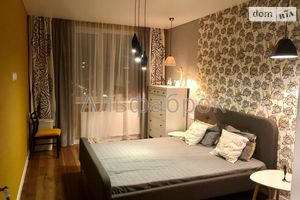 Продается 2-комнатная квартира 60 кв. м в Киеве