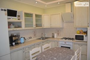 Продається 3-кімнатна квартира 69 кв. м у Ірпені