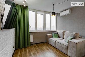 Продается 3-комнатная квартира 101 кв. м в Киеве