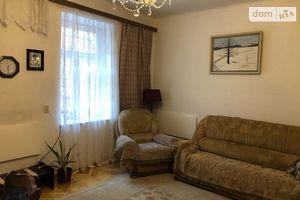 Продається 2-кімнатна квартира 50 кв. м у Львові