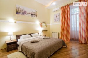 Продается 3-комнатная квартира 89 кв. м в Киеве