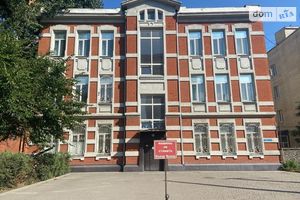 Продается торгово-офисный центр 564 кв.м