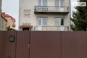 Продається будинок 3 поверховий 320 кв. м з банею/сауною