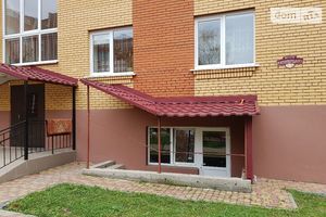 Продається офіс 60 кв. м в нежитловому приміщені в житловому будинку