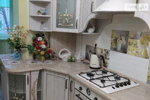 Сдается в аренду 1-комнатная квартира 48 кв. м в Тернополе