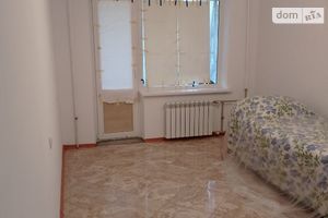 Продается 3-комнатная квартира 58 кв. м в Херсоне