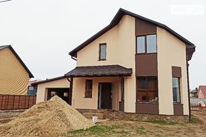 Продается дом на 2 этажа 120 кв. м с мансардой