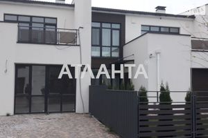 Продается дом на 2 этажа 140 кв. м с мебелью