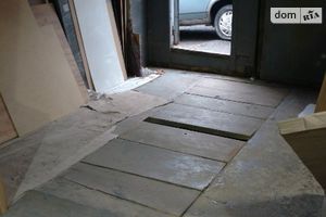 Продається окремий гараж під легкове авто на 42 кв. м
