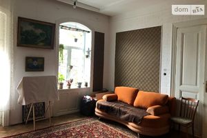 Продається 2-кімнатна квартира 57.9 кв. м у Львові