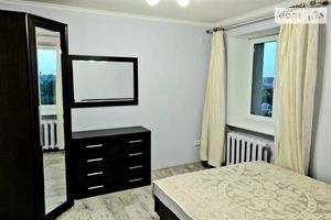 Продається 3-кімнатна квартира 75 кв. м у Дніпрі