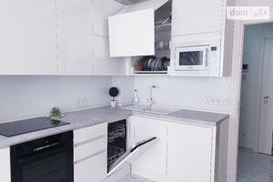 Продается 3-комнатная квартира 95.1 кв. м в Одессе