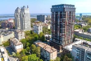 Продается 5-комнатная квартира 166 кв. м в Днепре