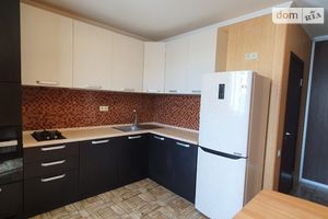 Продается 1-комнатная квартира 48 кв. м в Днепре