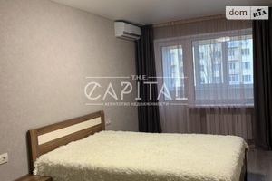 Сдается в аренду 1-комнатная квартира 47 кв. м в Киеве