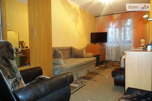Продається 3-кімнатна квартира 63 кв. м у Кривому Розі