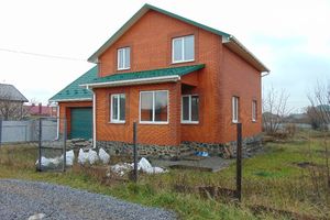 Продается дом на 2 этажа 176 кв. м с участком