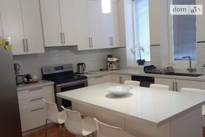 Продається будинок 2 поверховий 310 кв. м з терасою
