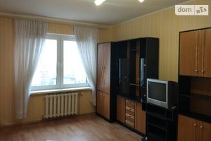 Сдается в аренду 1-комнатная квартира 40.9 кв. м в Киеве