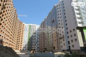 Продается 2-комнатная квартира 74 кв. м в Киеве