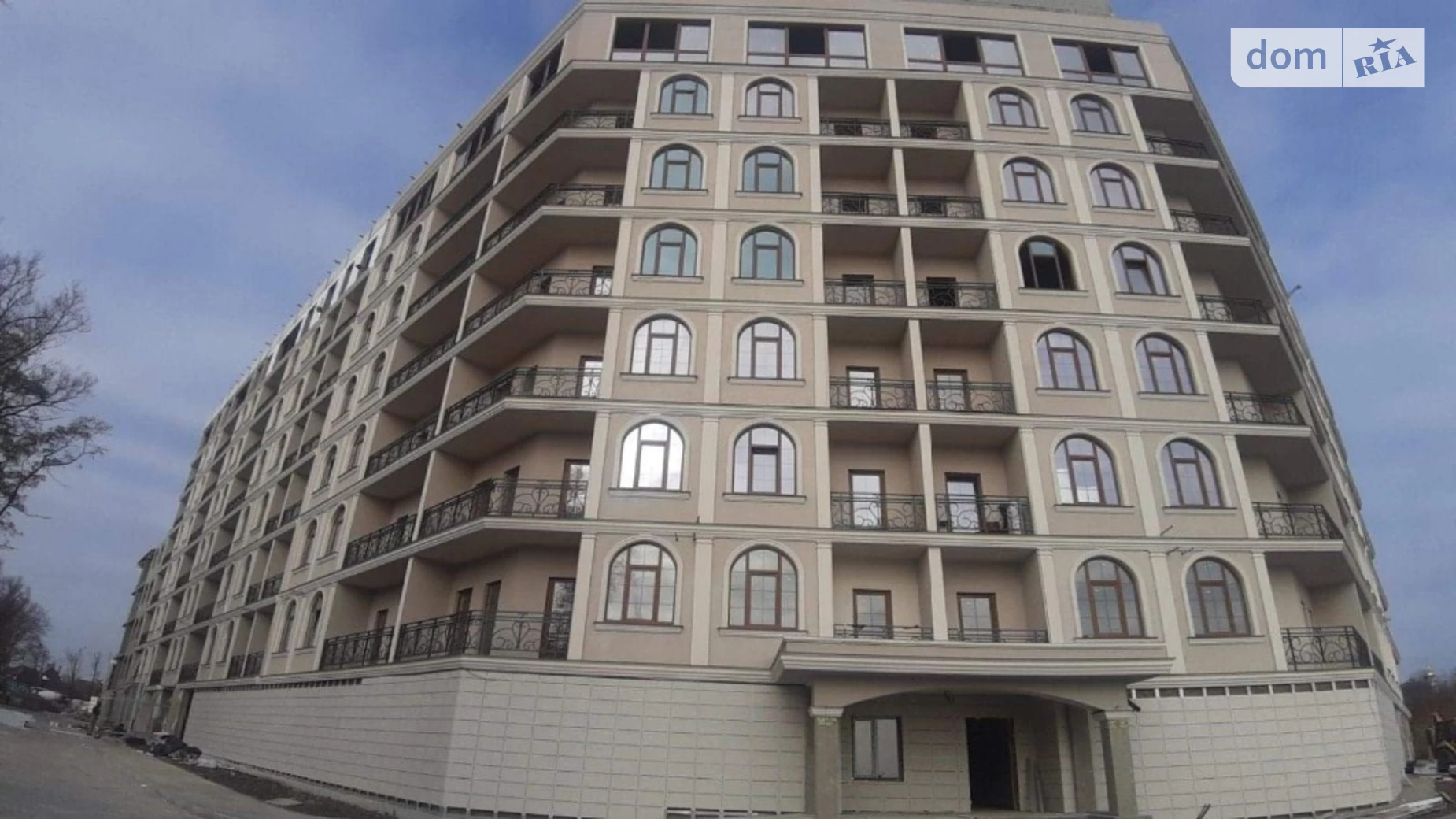 Продається 3-кімнатна квартира 85.9 кв. м у Одесі, вул. Дача Ковалевського