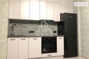 Сдается в аренду 1-комнатная квартира 30 кв. м в Киеве
