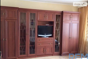 Продається 4-кімнатна квартира 93 кв. м у Одесі