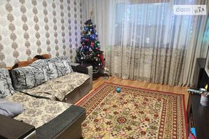 Продается 3-комнатная квартира 65 кв. м в Днепре